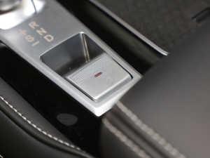 2021260T Ԅ48Vp װ п؅^