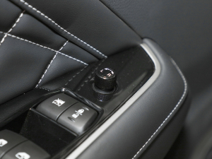 2021260T Ԅ48Vp װ п؅^