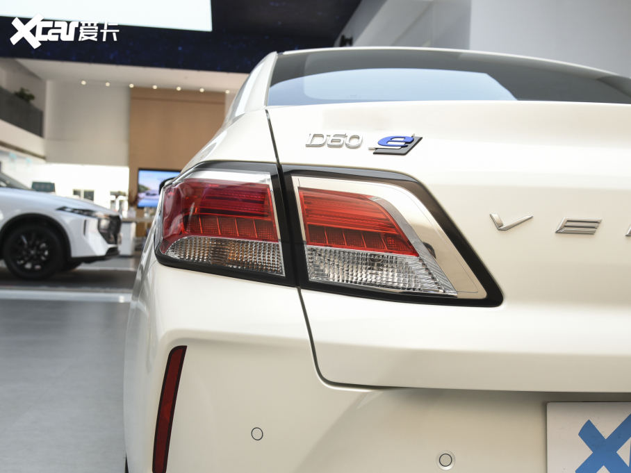 2022���D60EV ��(bi��o)��(zh��n)�m(x��)�����а�