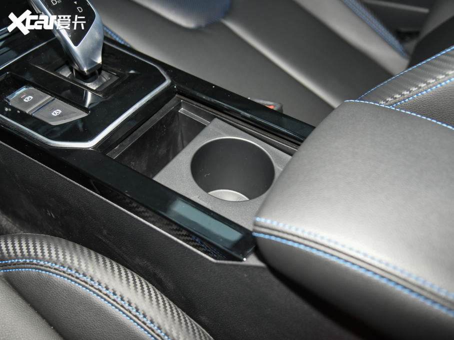 2022���D60EV ��(bi��o)��(zh��n)�m(x��)�����а�