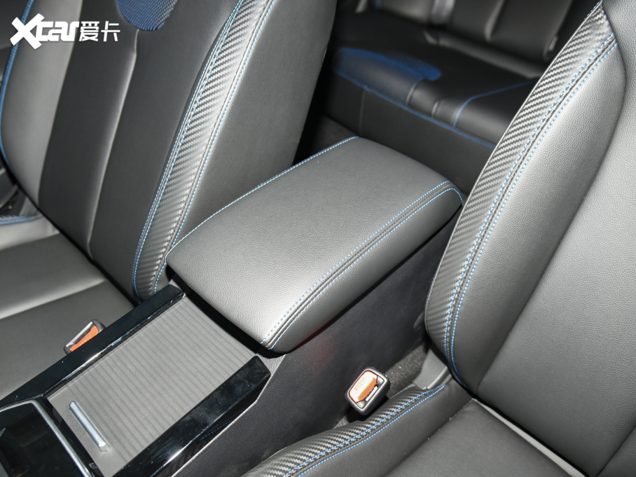 2022���D60EV ��(bi��o)��(zh��n)�m(x��)�����а�