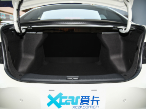 2022款标准续航智行版 空间座椅