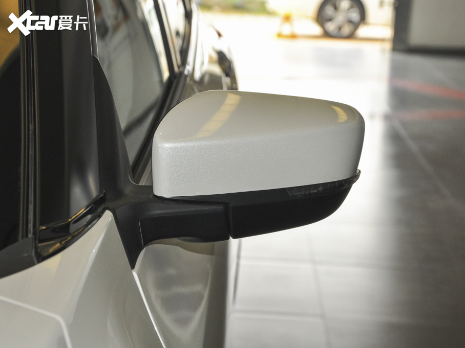 2022���T60 1.6L CVT���а�