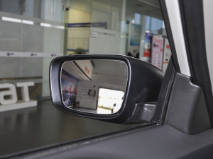 2022��1.6L CVT���а� �������^