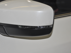 2022��1.6L CVT���а� �������^