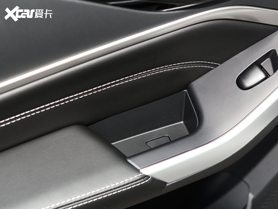 2023���D60EV PLUS ���а�RJ��