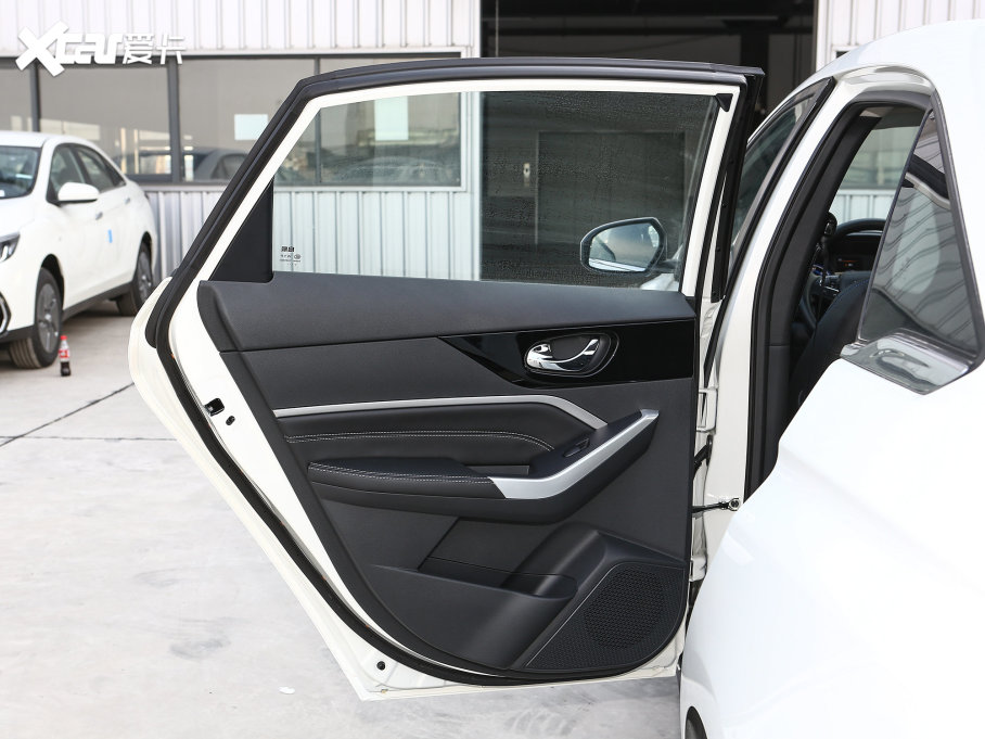 2023���D60EV PLUS ���а�RJ��