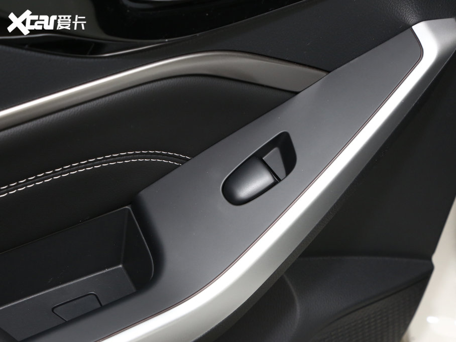 2023���D60EV PLUS ���m��SI��