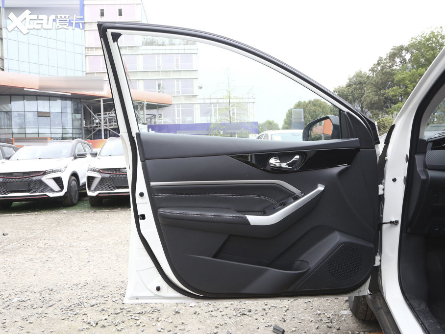 2023���D60EV PLUS ���m��SI��