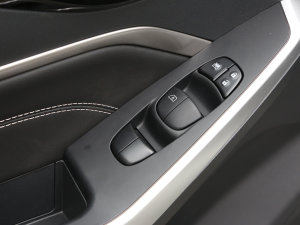 2023��PLUS ���m��RJ�� �п؅^