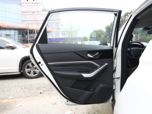 2023��PLUS ���m��SI�� ���܇�T