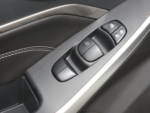 2023��PLUS ���m��SI�� �п؅^(q��)