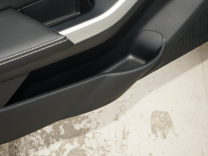 2023��PLUS ���m��CI�� ǰ�T������g