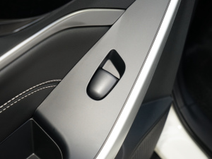 2023��PLUS ���m��CI�� ����܇�����ƅ^