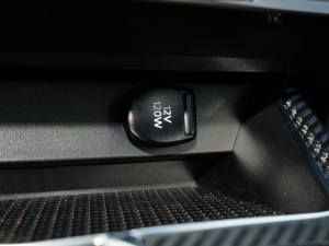 2023��PLUS ���m��CI�� �п؅^