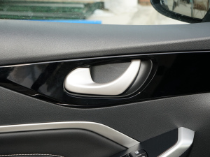 2023��PLUS ���m��CI�� �п؅^