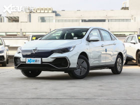 2023���D60EV 