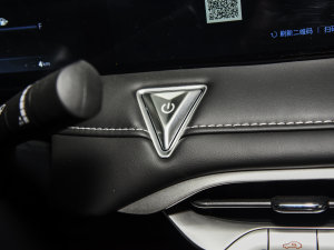 2023260T R Pro п؅^