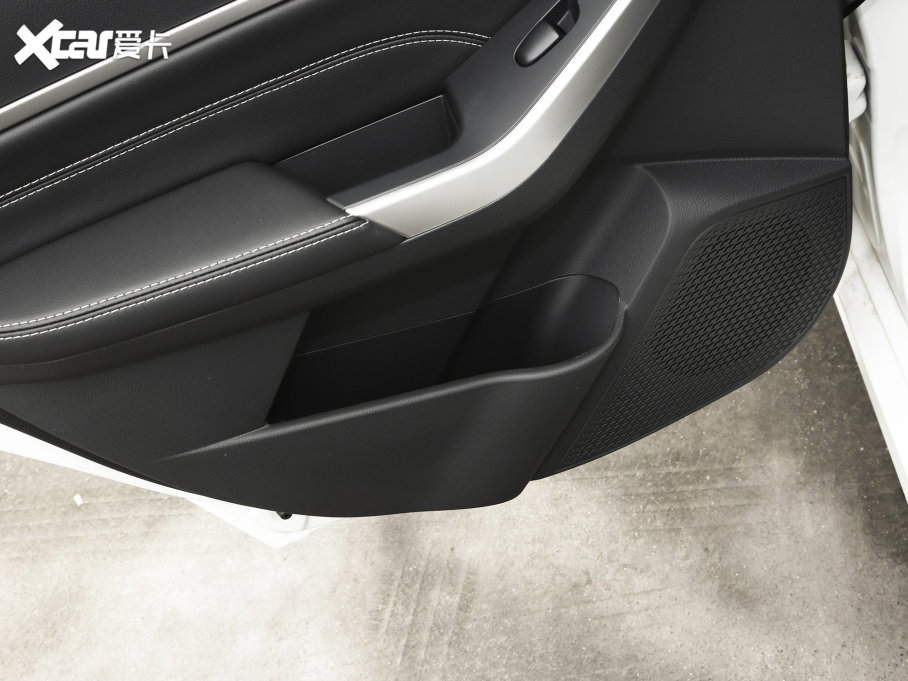 2023���D60 PLUS 1.6L XE CVT���I(l��ng)��