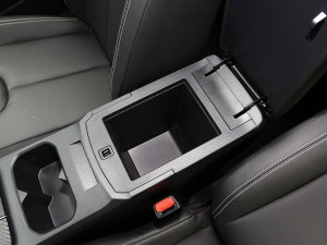 2023PLUS 1.6L XE CVTI(lng) g