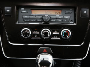 2023PLUS 1.6L XE CVTI {{