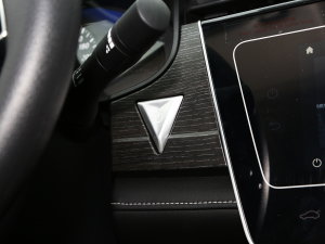 2023PLUS 1.6L XE CVTI п؅^