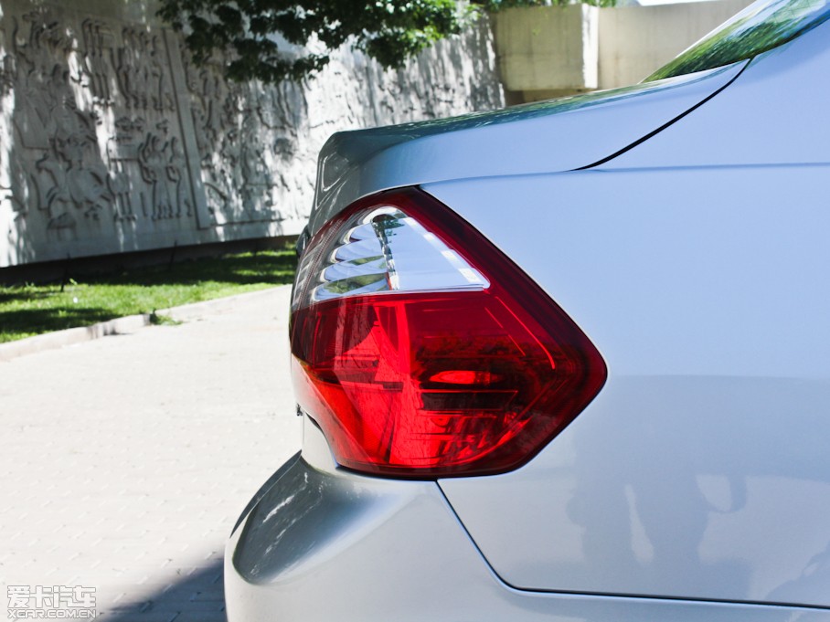 2012D50 1.6L ք(dng)F