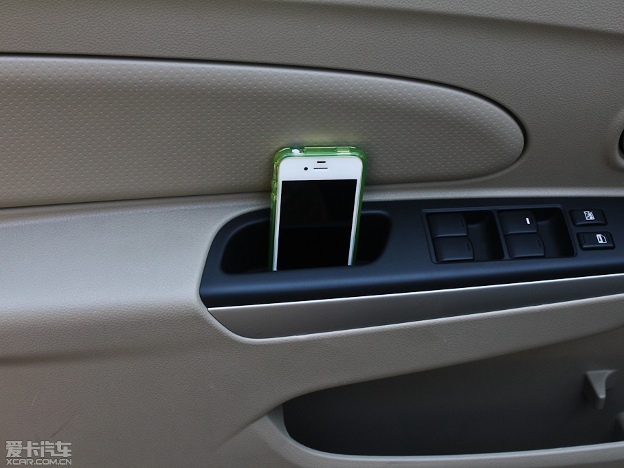 2012D50 1.6L ք(dng)F