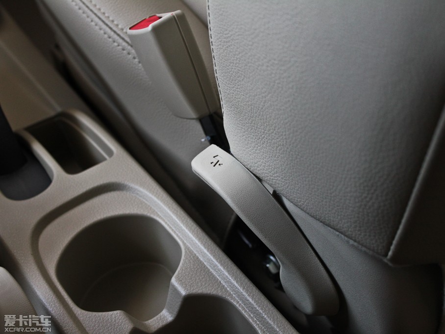 2012���R50 1.6L �Ԅ����F��