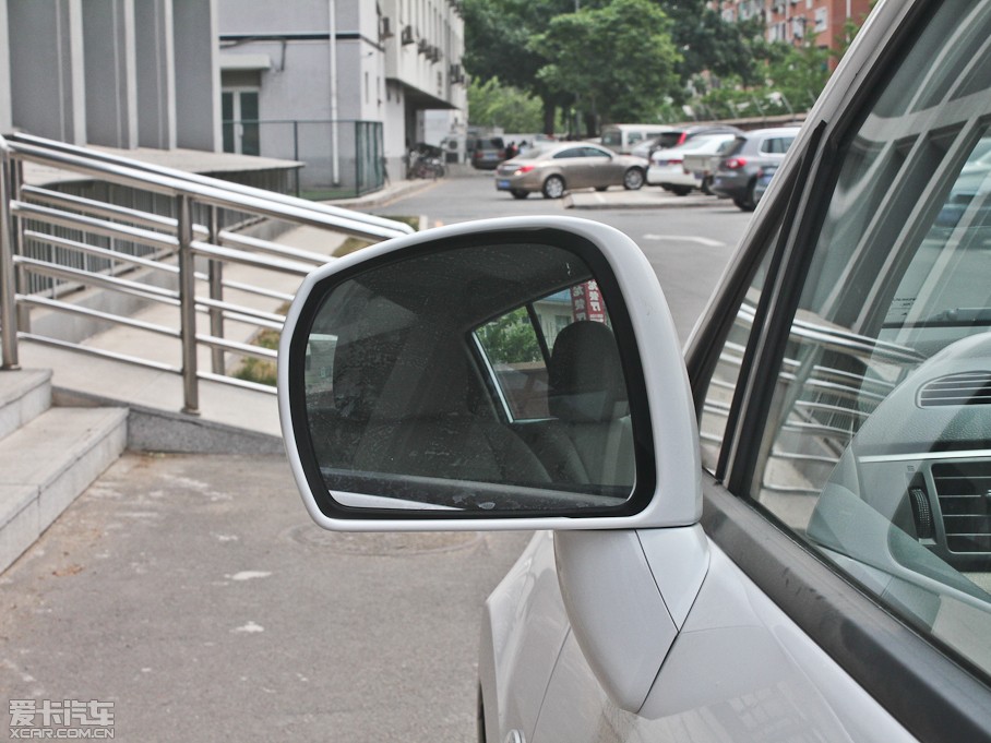 2013R50 1.6L Ԅ(dng)A