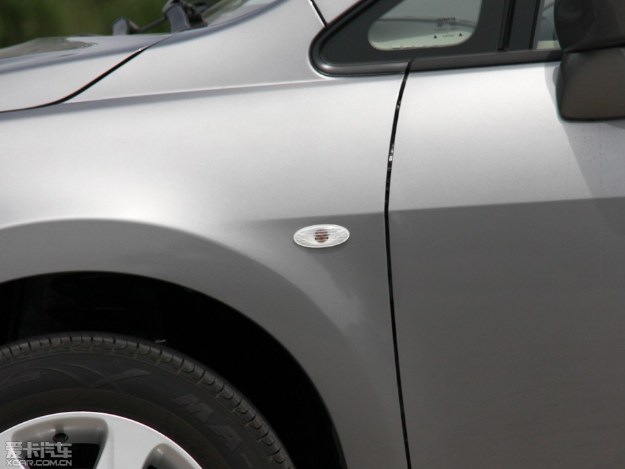 2013���D50 1.6L �ք�(d��ng)���A��