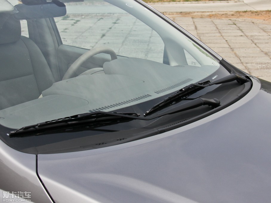 2013���D50 1.6L �քӺ��A��