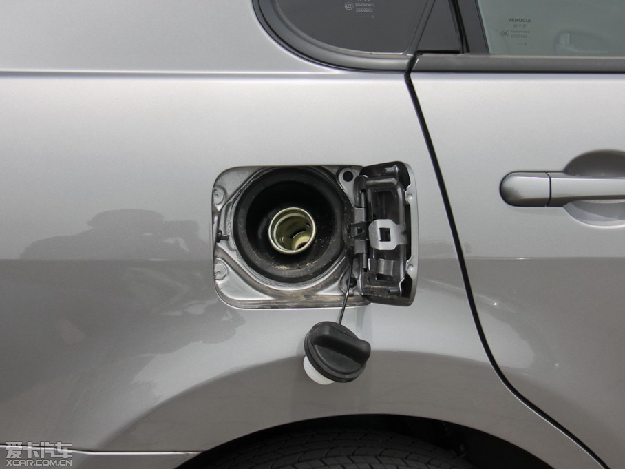 2013���D50 1.6L �քӺ��A��