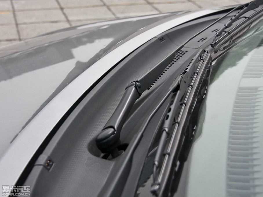 2013���D50 1.6L �քӺ��A��