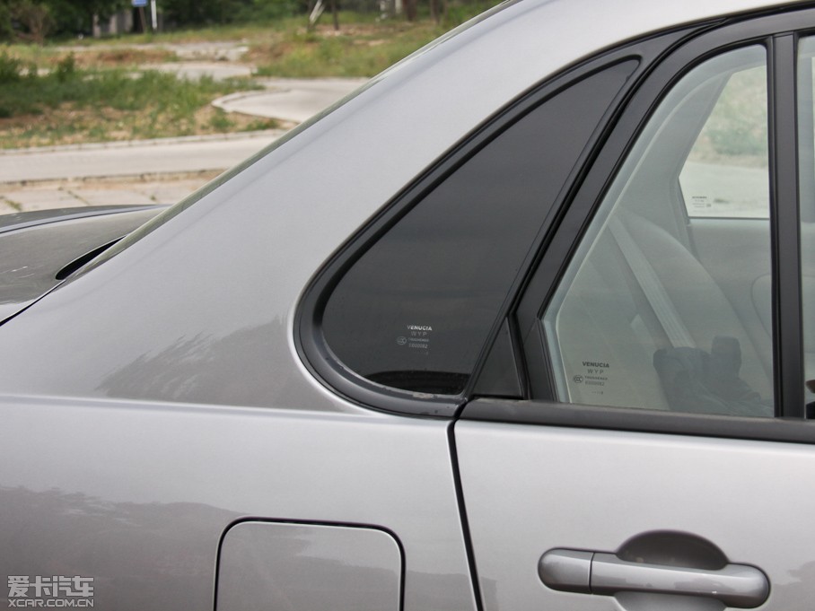 2013���D50 1.6L �քӺ��A��