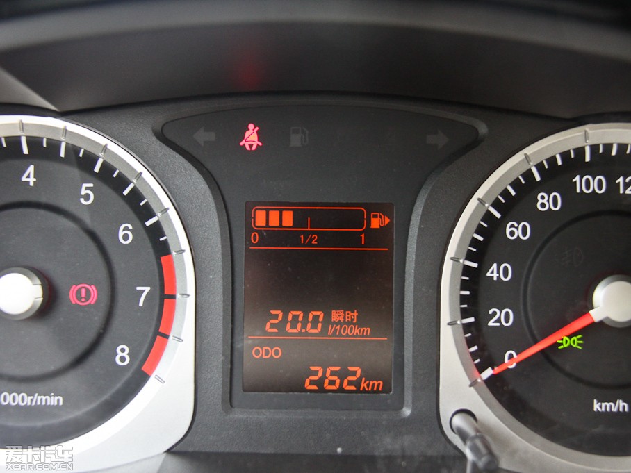 2013D50 1.6L ք(dng)A