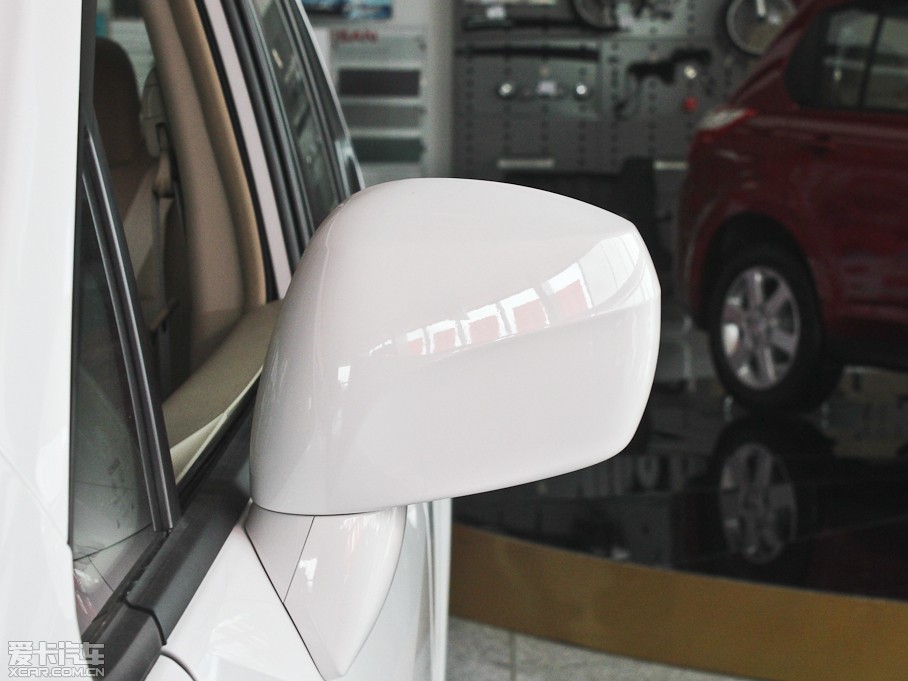 2013D50 1.6L ԄӺA