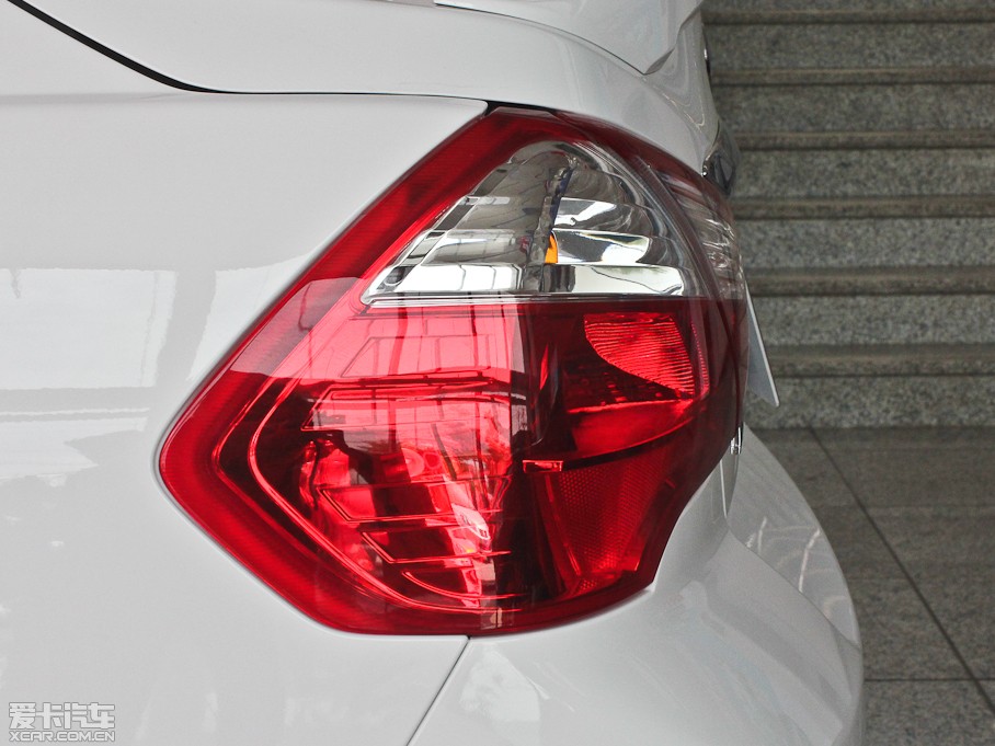 2013D50 1.6L ԄӺA