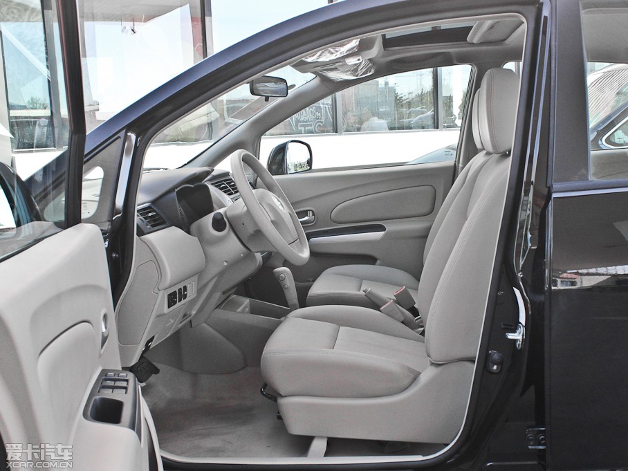 2013D50 1.6L Զ