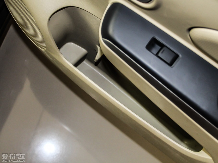 2013D50 1.6L քӱ 