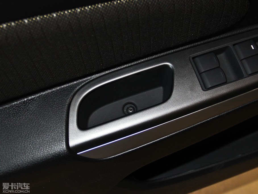 2014R50X 1.6L քӱ