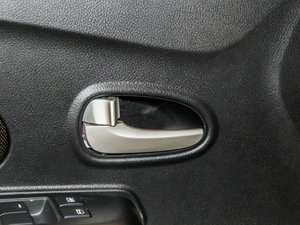2014款1.6L 手动版 空间座椅