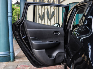 2014款领航版6.6KW 左后车门