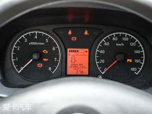 東風日產-啟辰2014款啟辰R30