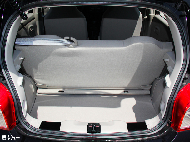 東風日產-啟辰2014款啟辰R30