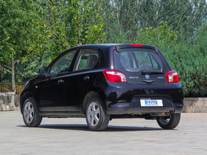 2014款1.2L 手动尊享版 左后45度