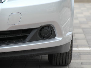 2014款1.6L 手动精彩版  前雾灯