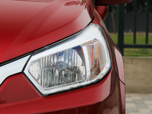 2014款1.6L 自动精彩版 大灯