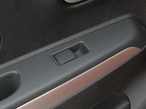 20141.6L Ԅ(dng)ʰ п؅^(q)