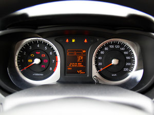 2014款1.6L 自动精彩版 仪表